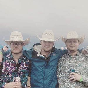 Meet your Posher, Collin